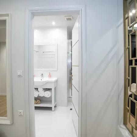 Pineapple Seaside Apartment *